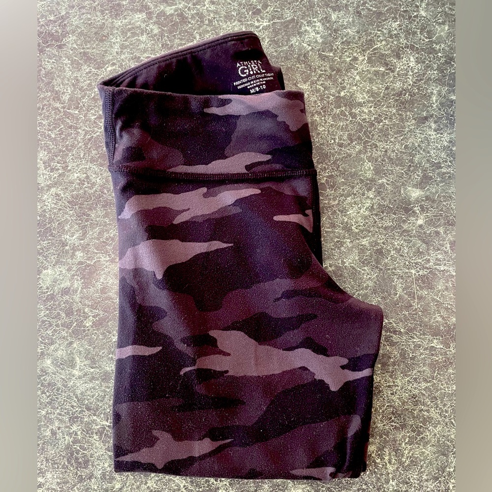 Black athletic girl camo leggings.